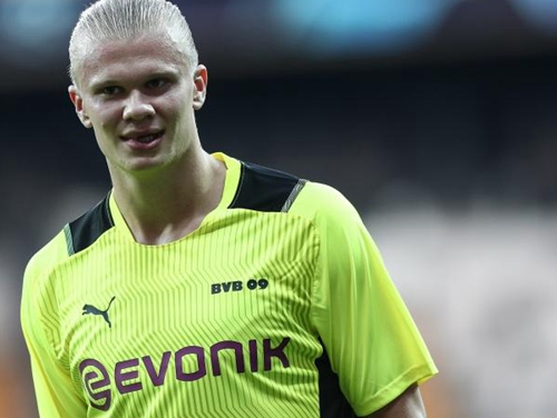 足球欧洲杯预选赛出现惊天逆转