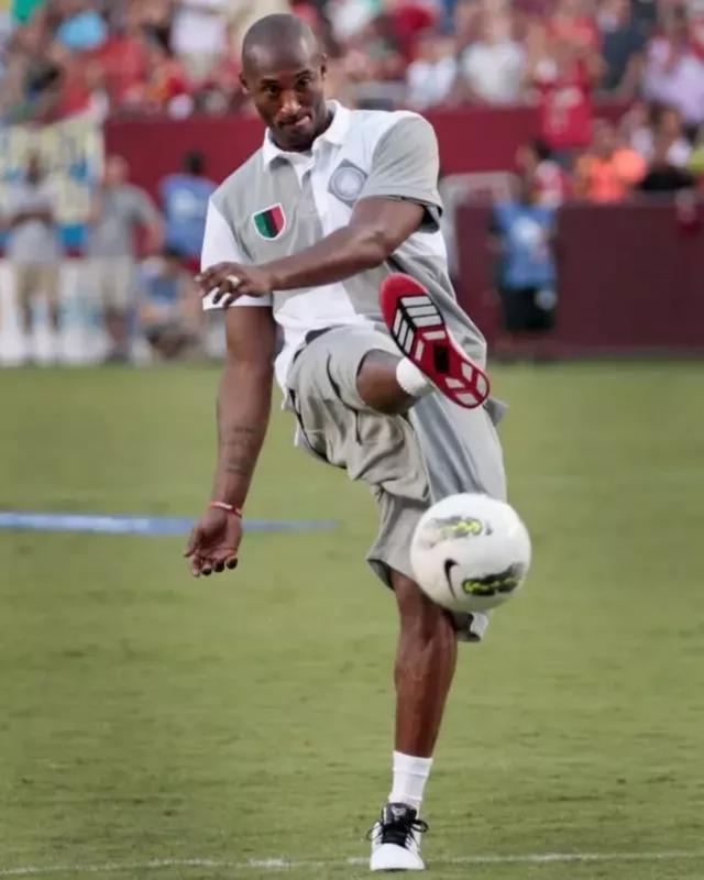 体坛：多家中超球队有意全北队长朴镇燮，浙江队目前最接近