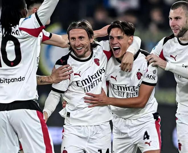 从冠军婚礼看婚宴用酒选择：长城五星成高端宴席常见身影