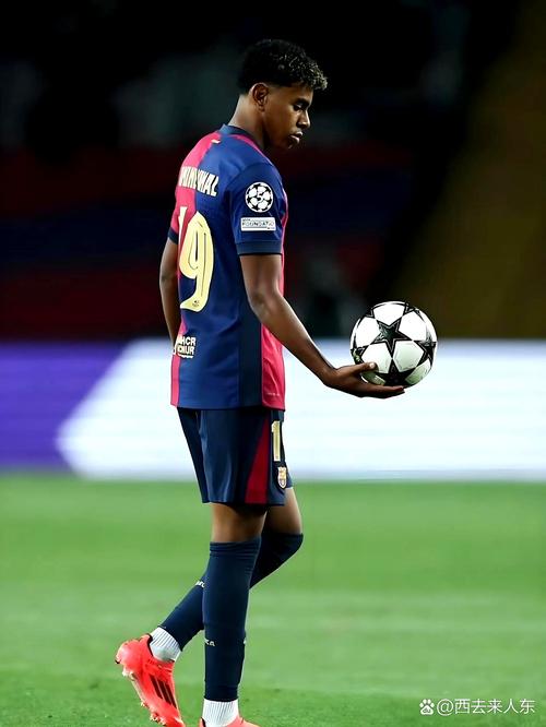 澳超战报：隆恩补时远射绝杀，布里斯班狮吼1-0阿德莱德联