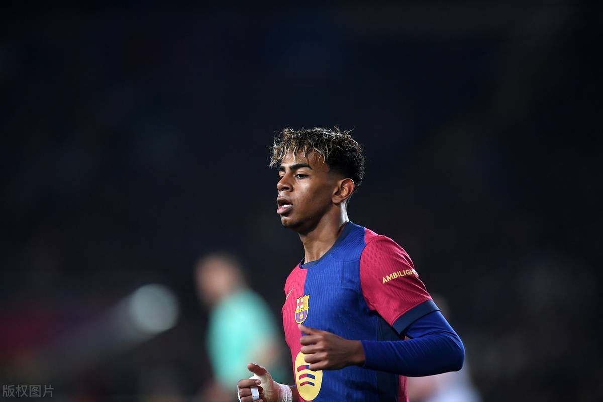 科莫队晒帕斯晃倒劳塔罗视频，后者回应差不多得了