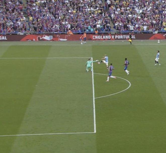 巴媒：小罗比尼奥解约金高达5000万欧，桑托斯对其低调保护